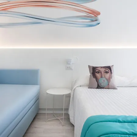 Tiffany's מלון קאטוליקה