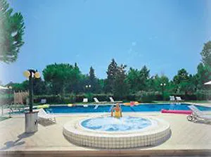 Tiffany's מלון קאטוליקה