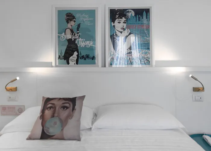 Tiffany's Hotel